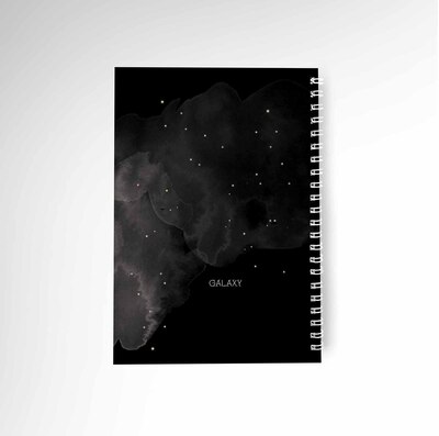 دفتر یادداشت مشکی با طرح کهکشانی و ستاره ها